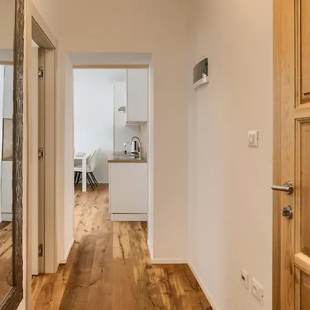 Deluxe Antonija דירה *