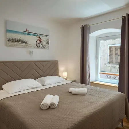 Deluxe Antonija Apartment